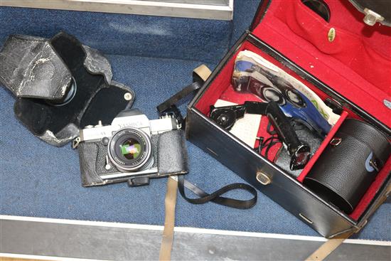 Cameras and other photo equipment